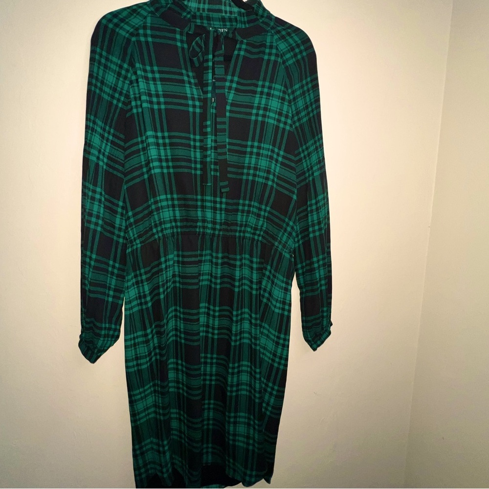 $155 Ralph Lauren Black and Green Plaid Long Sleeve Dress‎ Midi 8